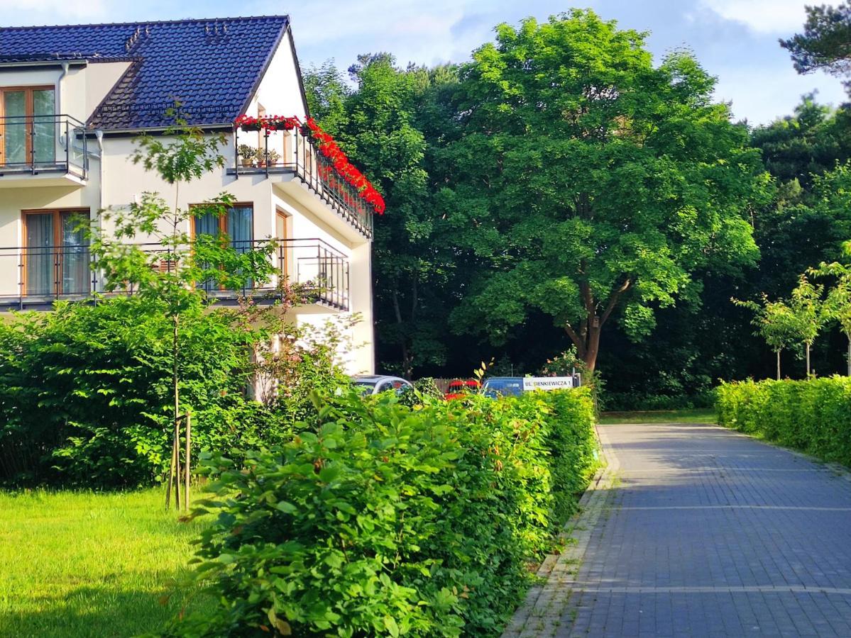 Ferienwohnung Ddc Dziwnów Exterior foto